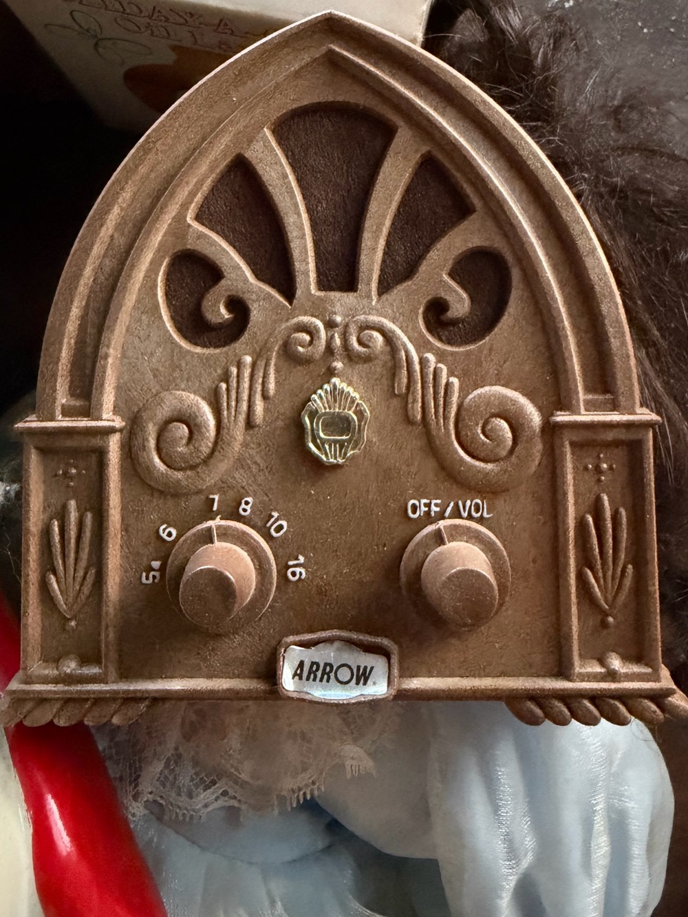 vintage Arrow Mini Cathedral Transistor Radio